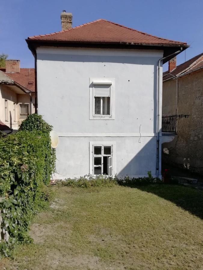 Via Tokaj Vendégház Satoraljaujhely Exterior foto
